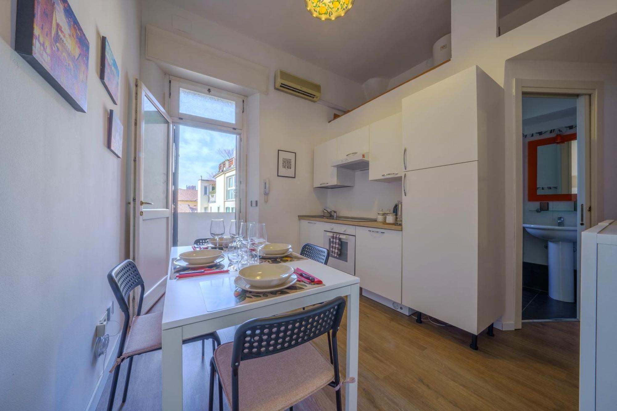 Suite In The Center Of Bologna Exterior photo