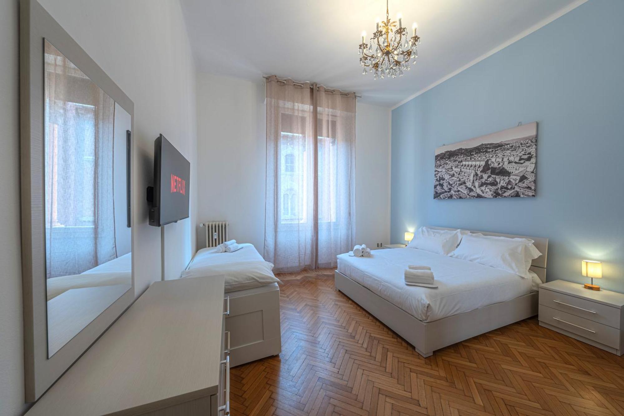 Suite In The Center Of Bologna Exterior photo