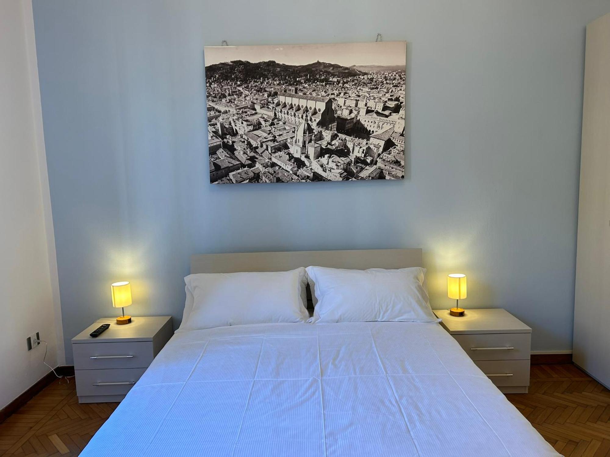 Suite In The Center Of Bologna Exterior photo